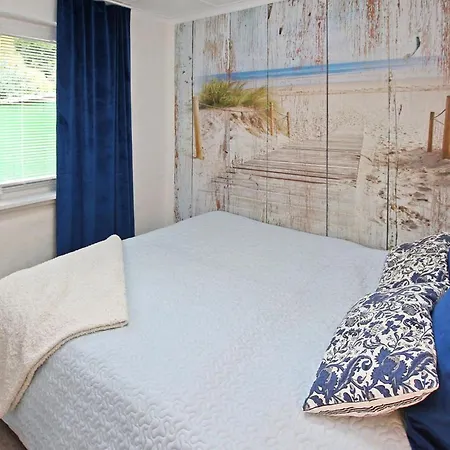 1 Bedroom Stunning In Kummerow * Kummerow (Mecklenburgische Seenplatte)